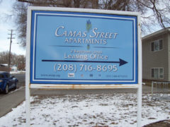 Camas Street Apartment Sign